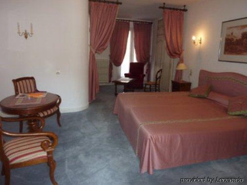 Le Grand Paris Hotel Digne-les-Bains Bilik gambar